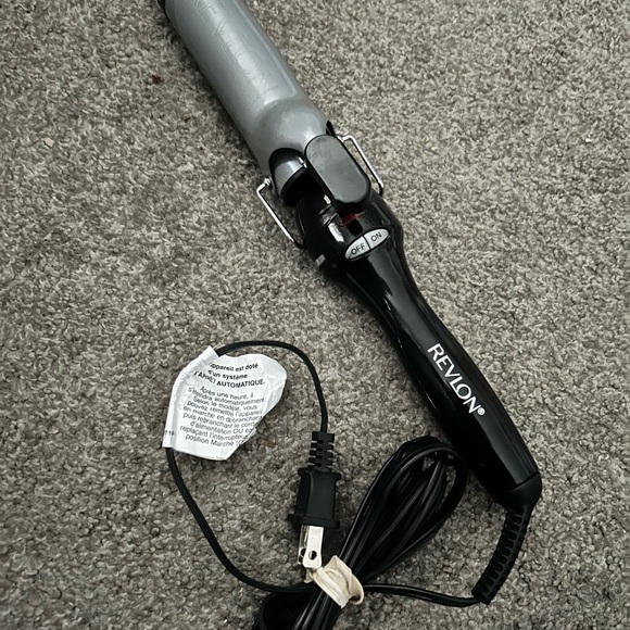 Revlon Other - Revlon Black and Gray Hair Curler